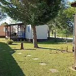 Mobil Avec Terrasse Pour 6 Personnes A - Api-1-52-450