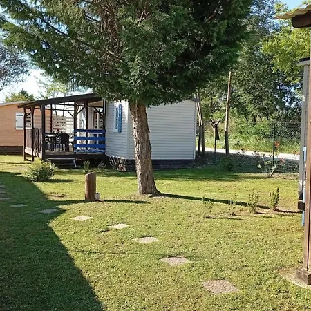 Mobil Avec Terrasse Pour 6 Personnes A - Api-1-52-450