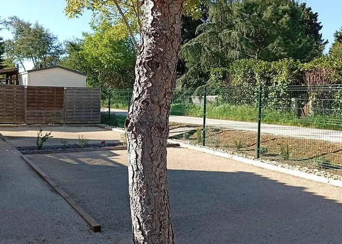 Mobil Avec Terrasse Pour 6 Personnes A - Api-1-52-450 * Anduze