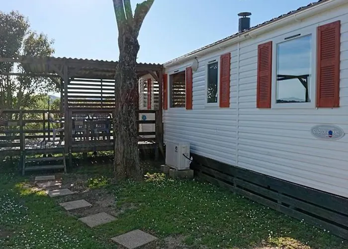 Kamp alanı Mobil Avec Terrasse Pour 6 Personnes A - Api-1-52-450