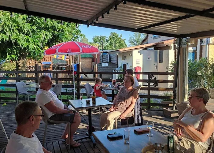 Mobil Avec Terrasse Pour 6 Personnes A - Api-1-52-450 * Anduze
