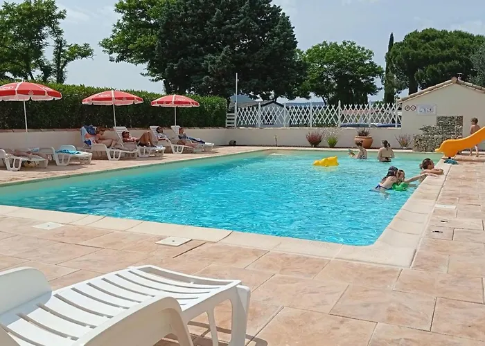 Mobil Avec Terrasse Pour 6 Personnes A - Api-1-52-450